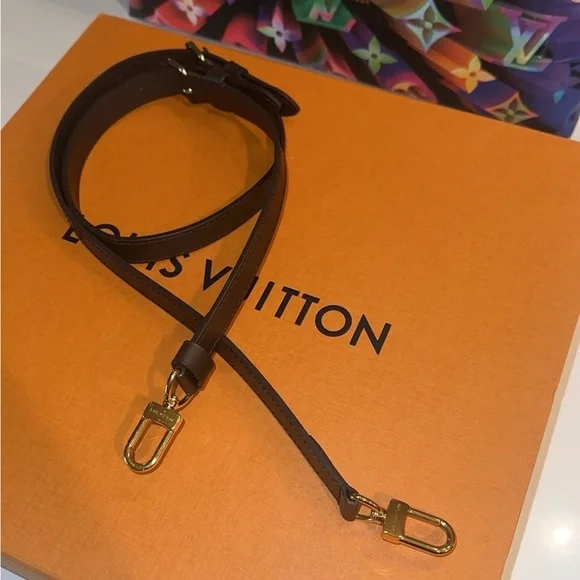 Authentic Brand New Louis Vuitton *Strap Only* Never Used - Picture 3 of 5